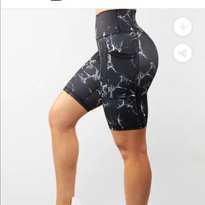 Buff collection limitless biker short like new size M marble high waisted